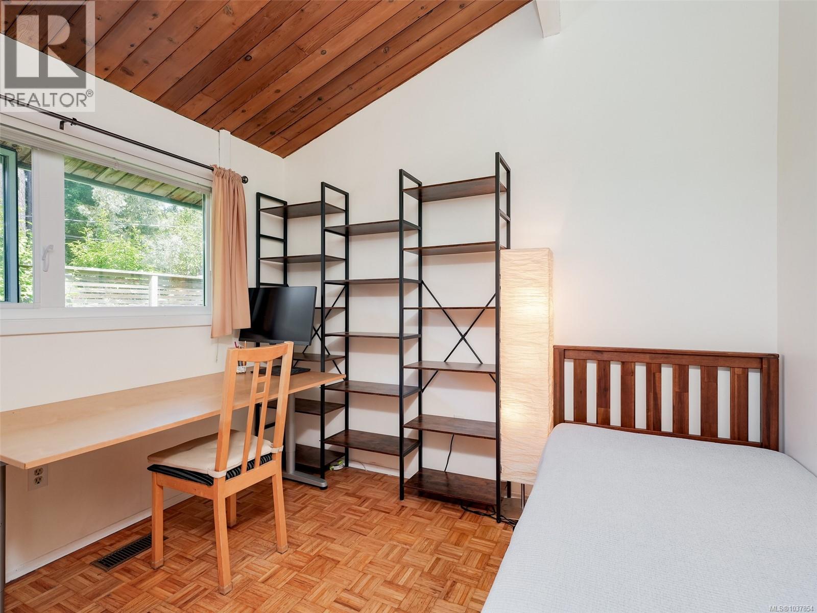 2429 Sutton Rd - 17