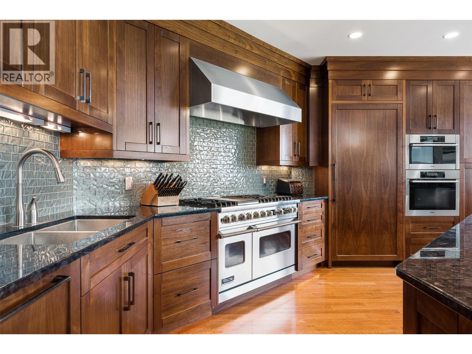 6487 Dixon Dam Road, Vernon