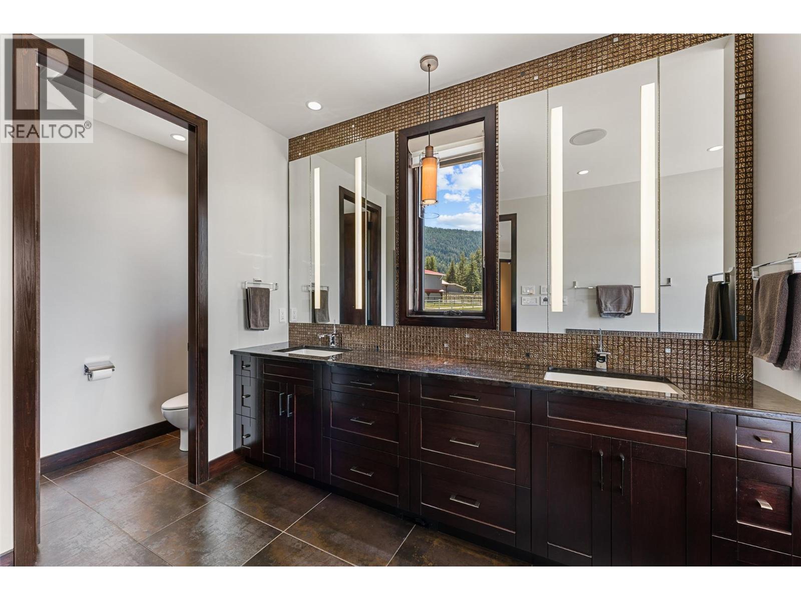 6487 Dixon Dam Road, Vernon