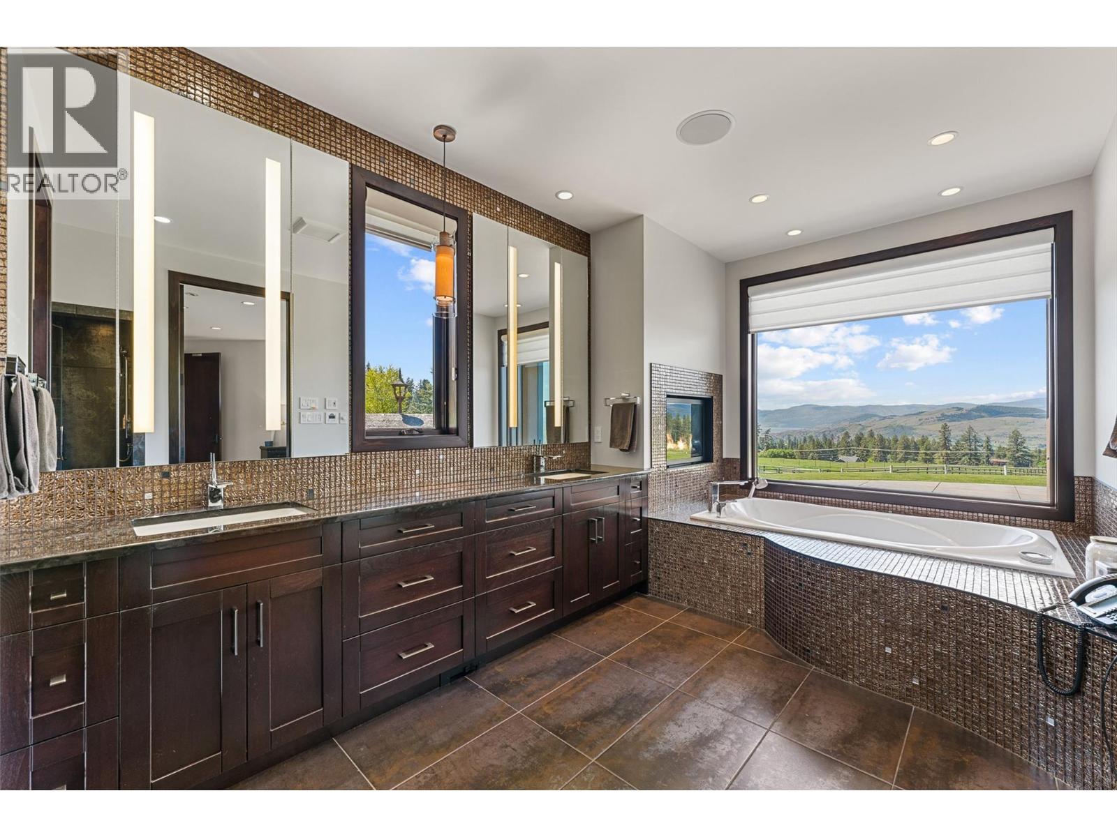 6487 Dixon Dam Road, Vernon