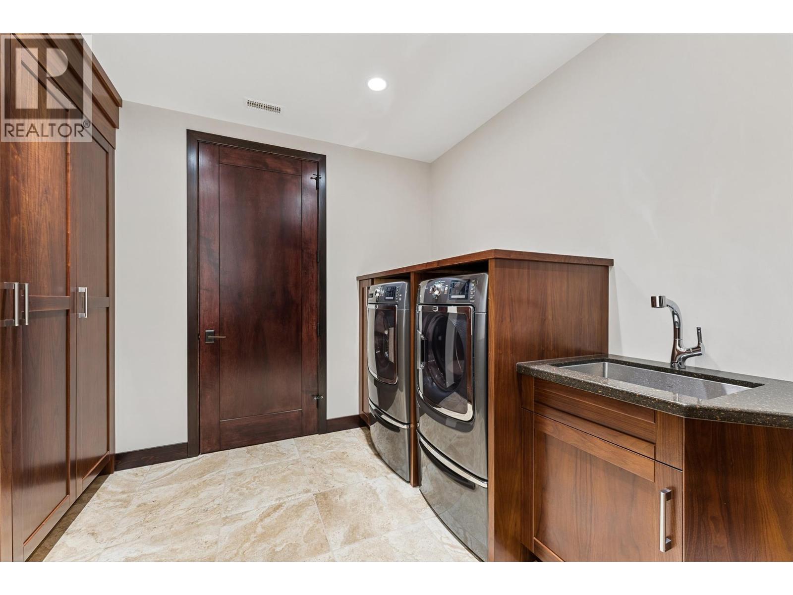 6487 Dixon Dam Road, Vernon