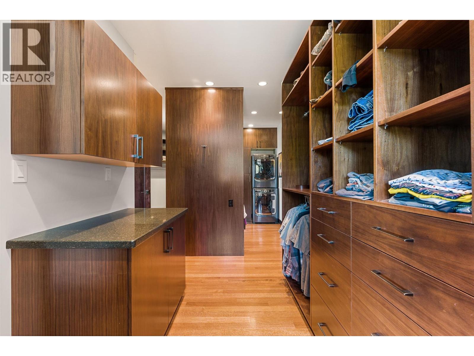 6487 Dixon Dam Road, Vernon