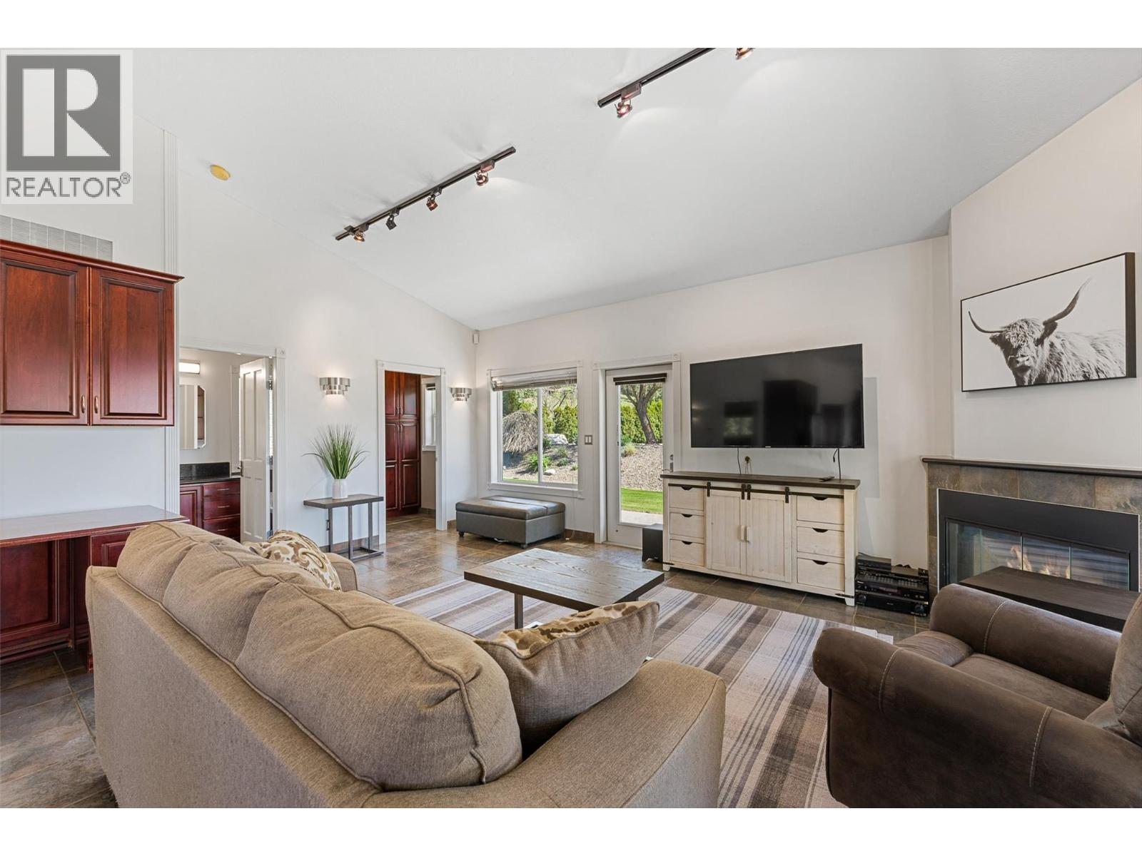 6487 Dixon Dam Road, Vernon
