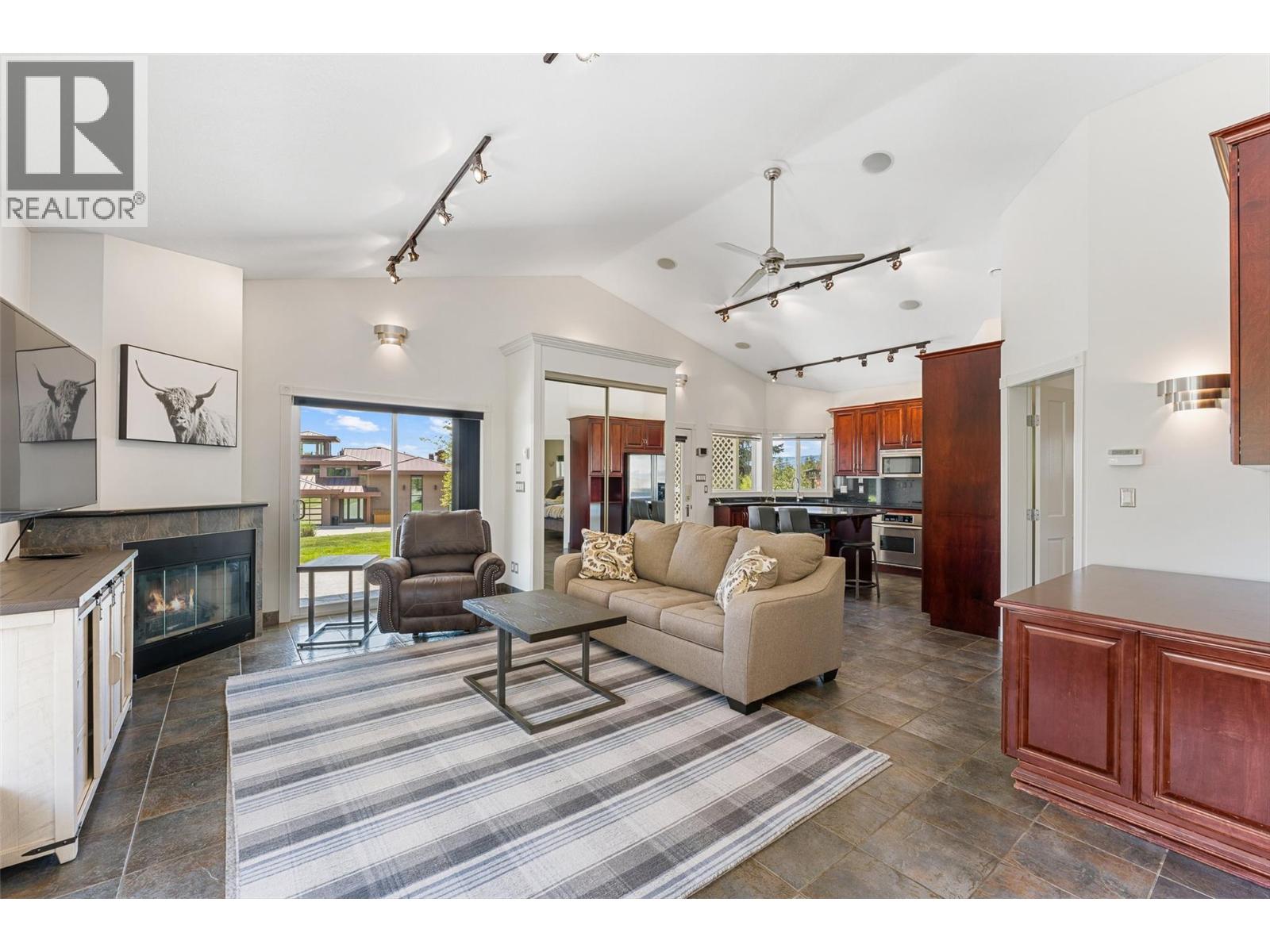 6487 Dixon Dam Road, Vernon