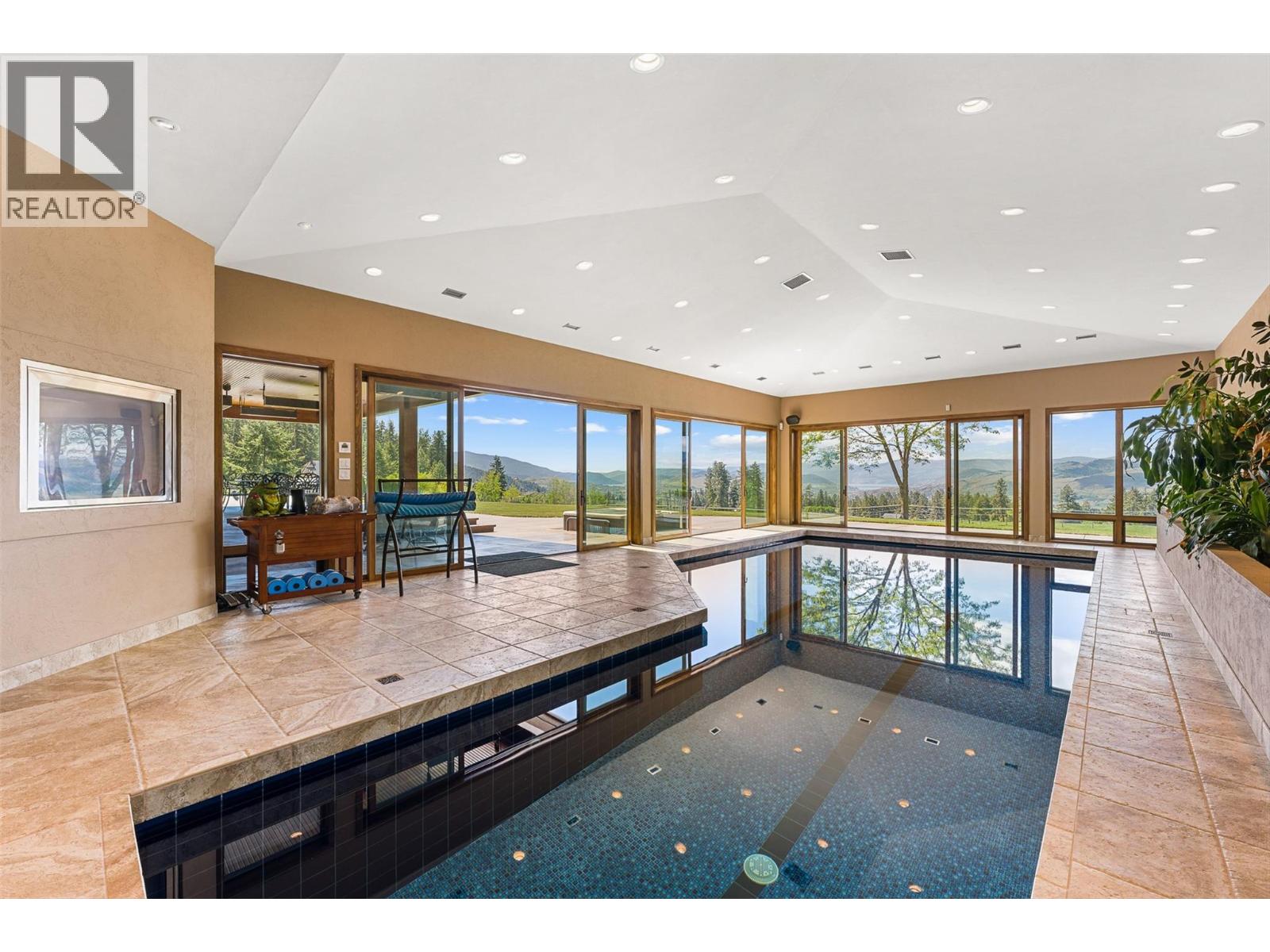 6487 Dixon Dam Road, Vernon