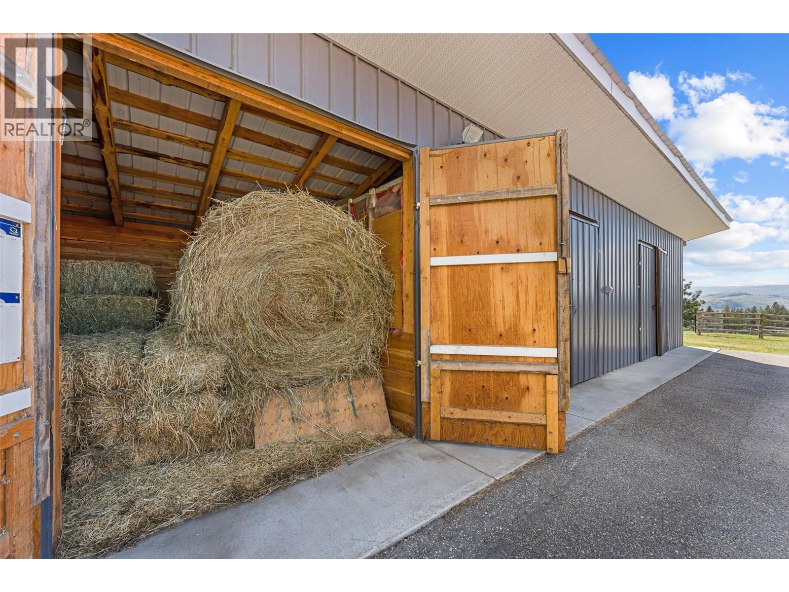 6487 Dixon Dam Road, Vernon