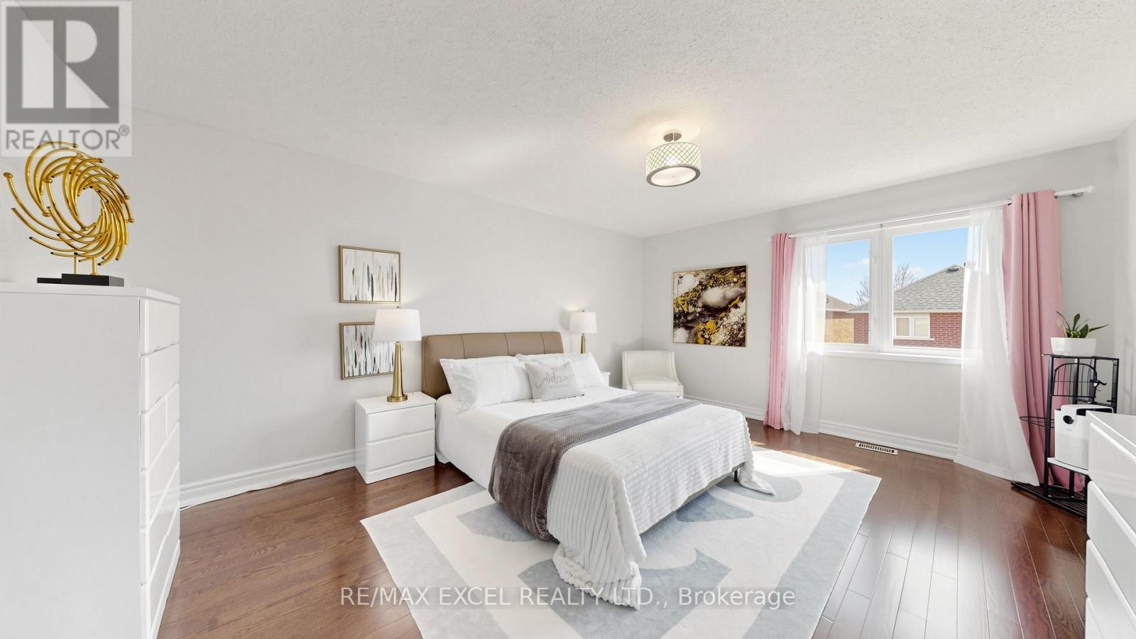 70 STELLA DRIVE - 23