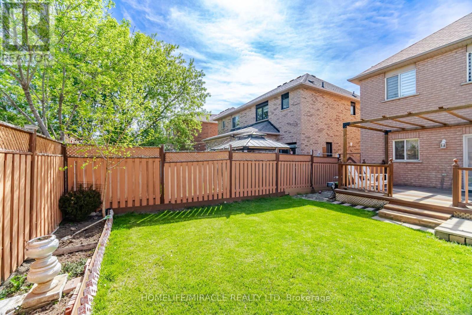 8 NASIR CRESCENT - 41