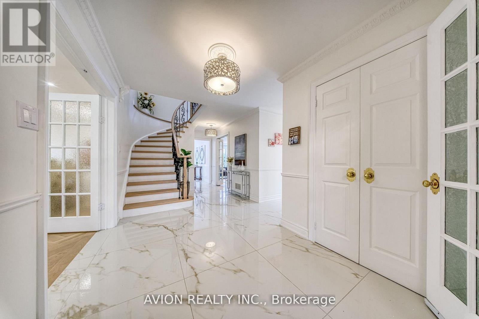 134 BUTTERFIELD CRESCENT - 4