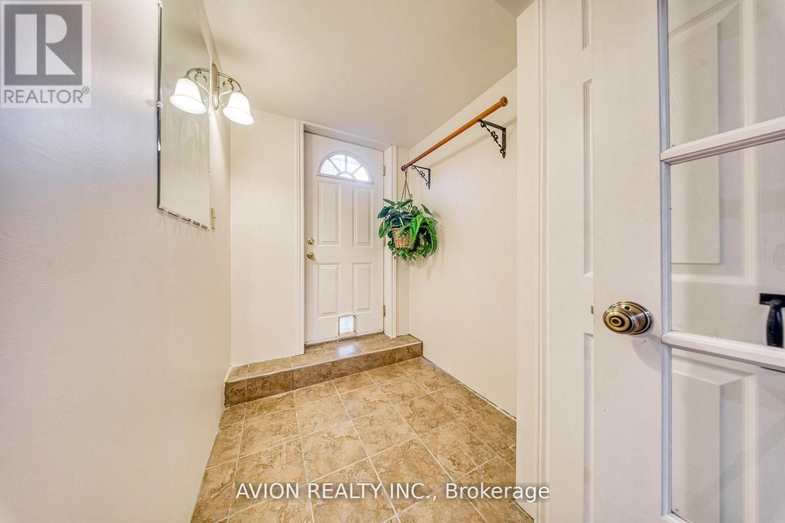 134 BUTTERFIELD CRESCENT - 42