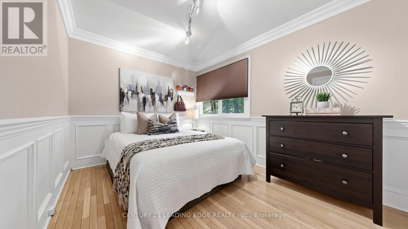 103 ROBINSON STREET - 29