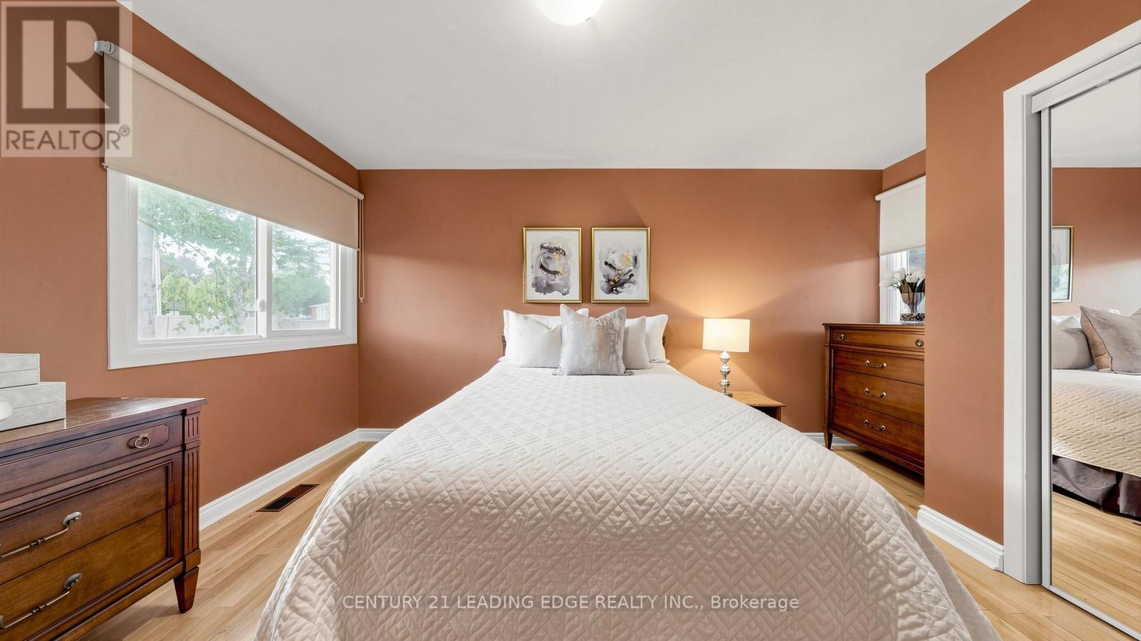 103 ROBINSON STREET - 33