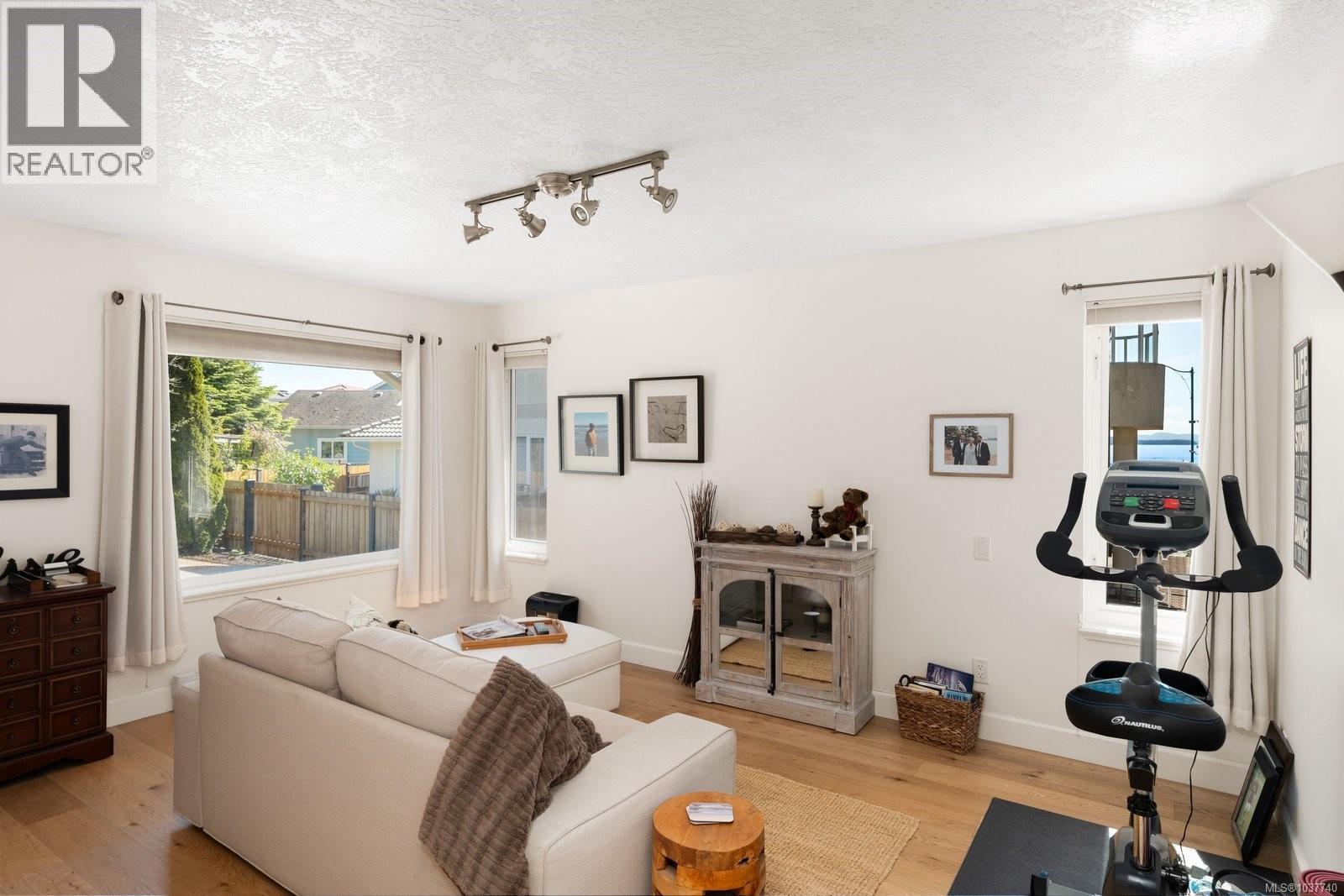 2282 Frost Ave - 16