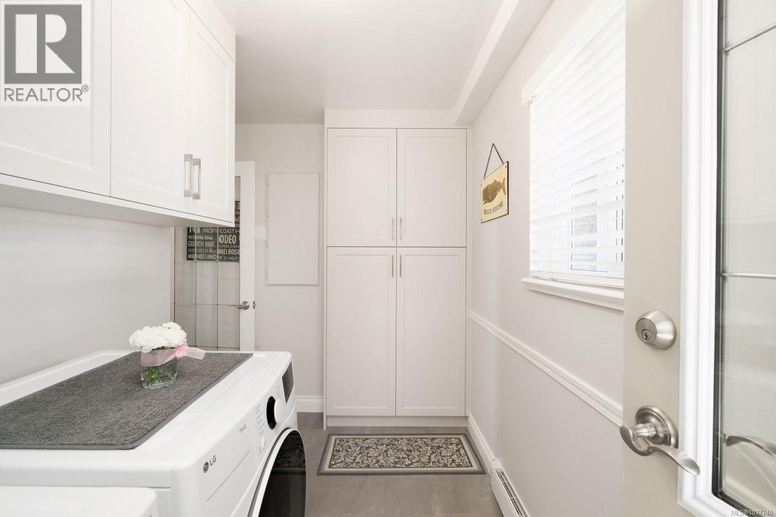 2282 Frost Ave - 30