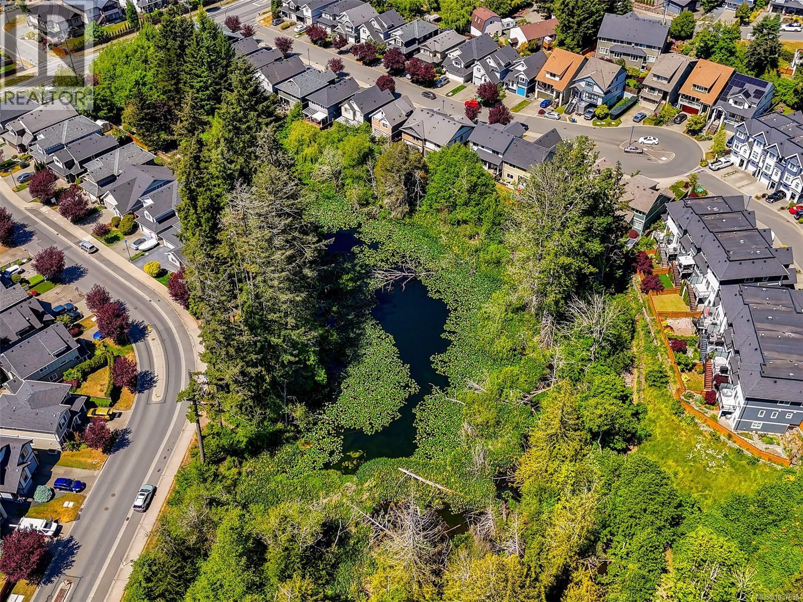 3407 Ambrosia Cres - 32