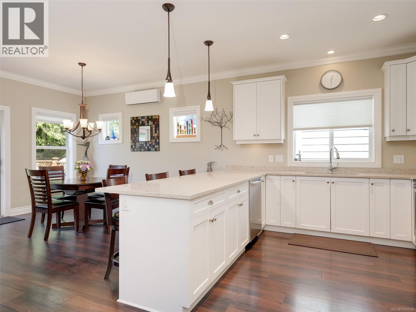 3407 Ambrosia Cres - 6