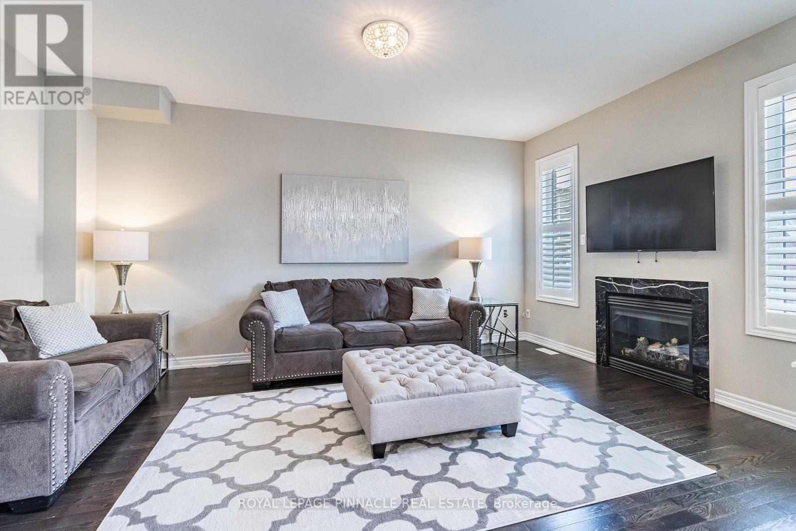 353 HINCKS DRIVE - 20