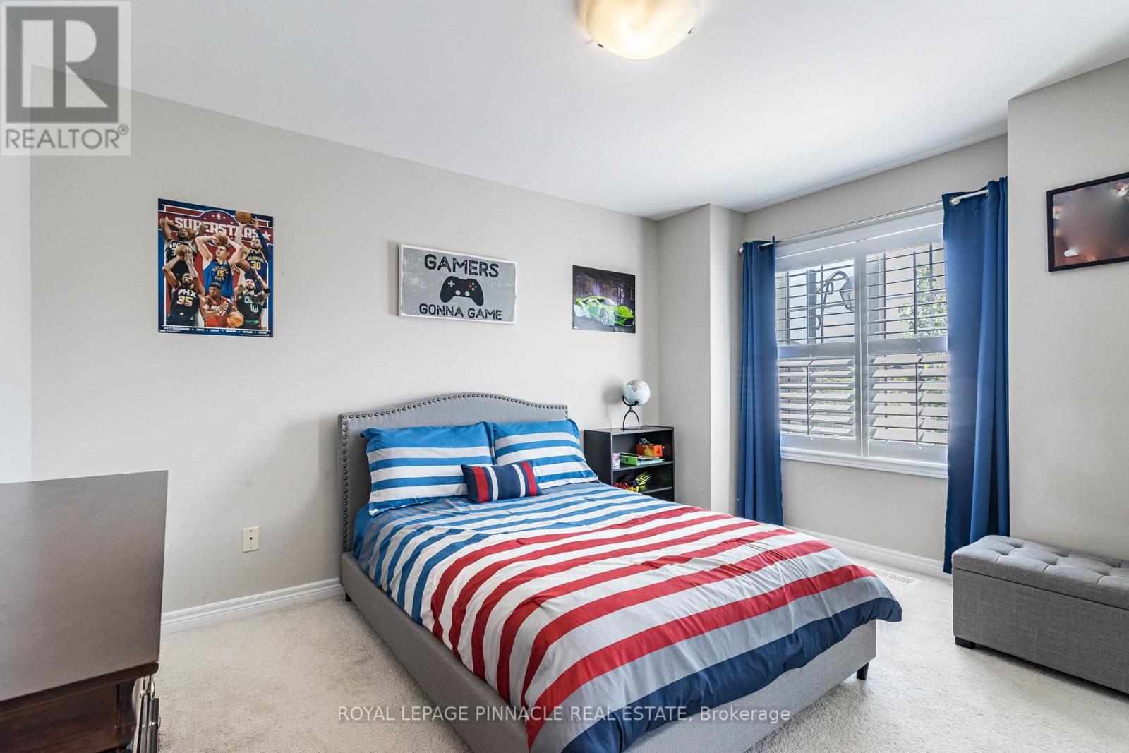353 HINCKS DRIVE - 38