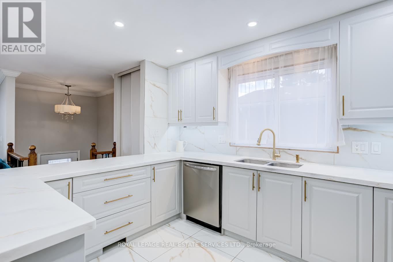 195 CULLUM COURT - 8
