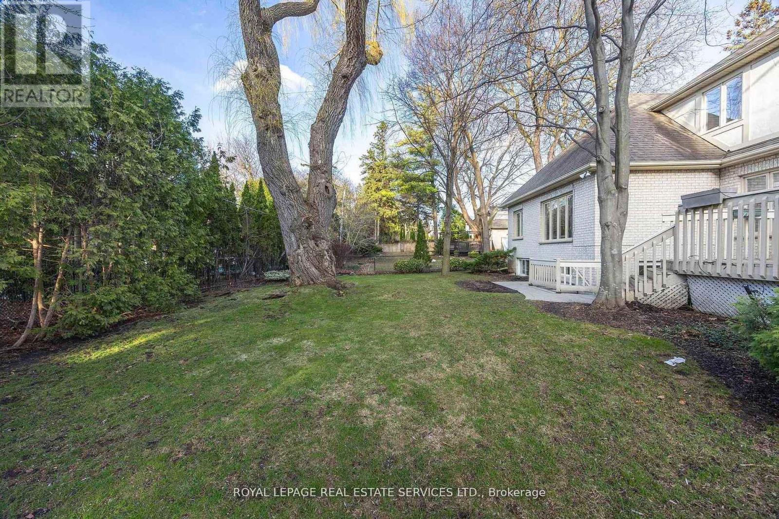 100 RATHBURN ROAD - 35