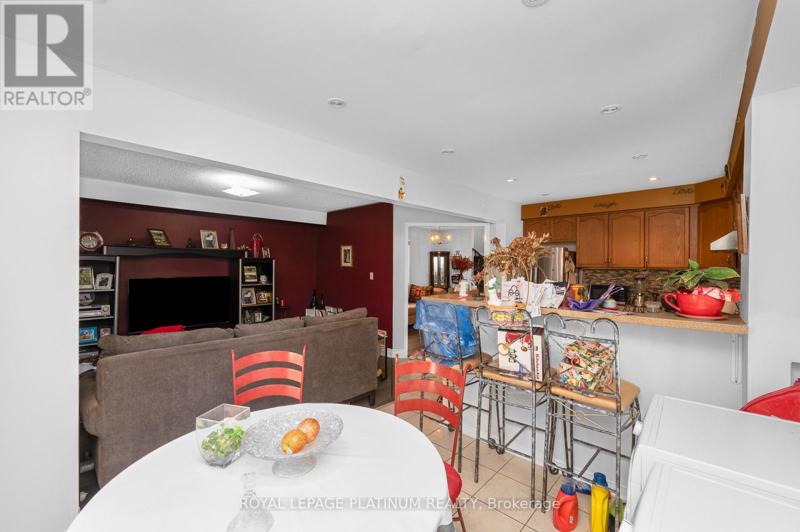 4 SILVER EGRET ROAD - 22