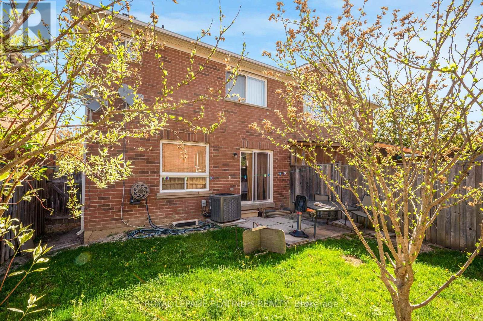 4 SILVER EGRET ROAD - 6