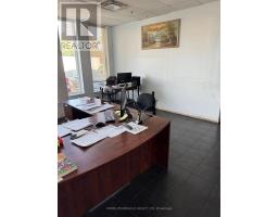 1700 Sismet Road, Mississauga, ON L4W1R4 Photo 6