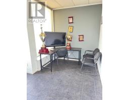 1700 Sismet Road, Mississauga, ON L4W1R4 Photo 7