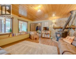 1519 Highway 6 Highway, Cherryville, BC V0E2G1 Photo 38