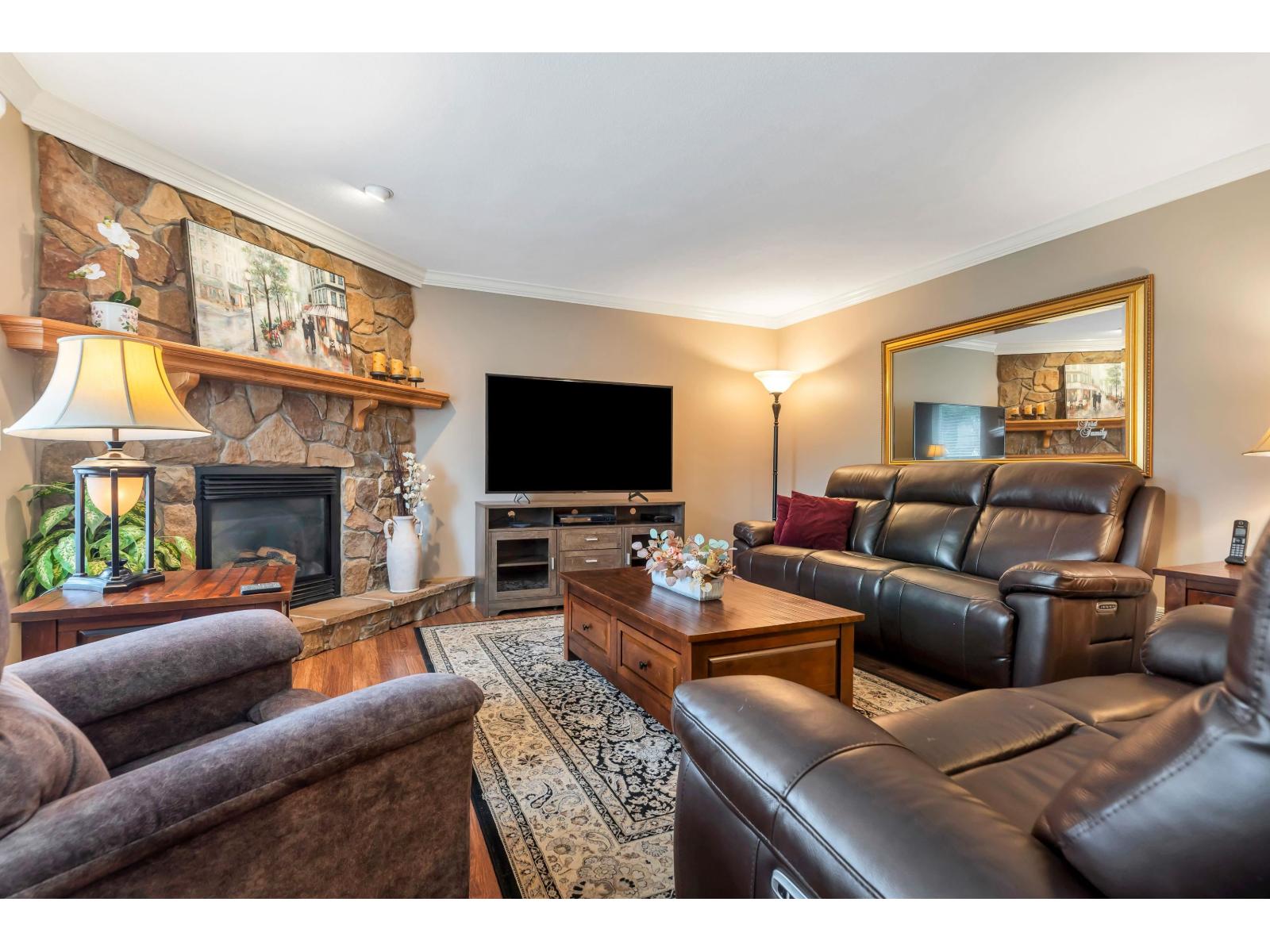 7 Bed, 4 Bath House for Sale in Abbotsford – 27932 BUFFER CRESCENT, Abbotsford – MLS# R3126746 - Image 22