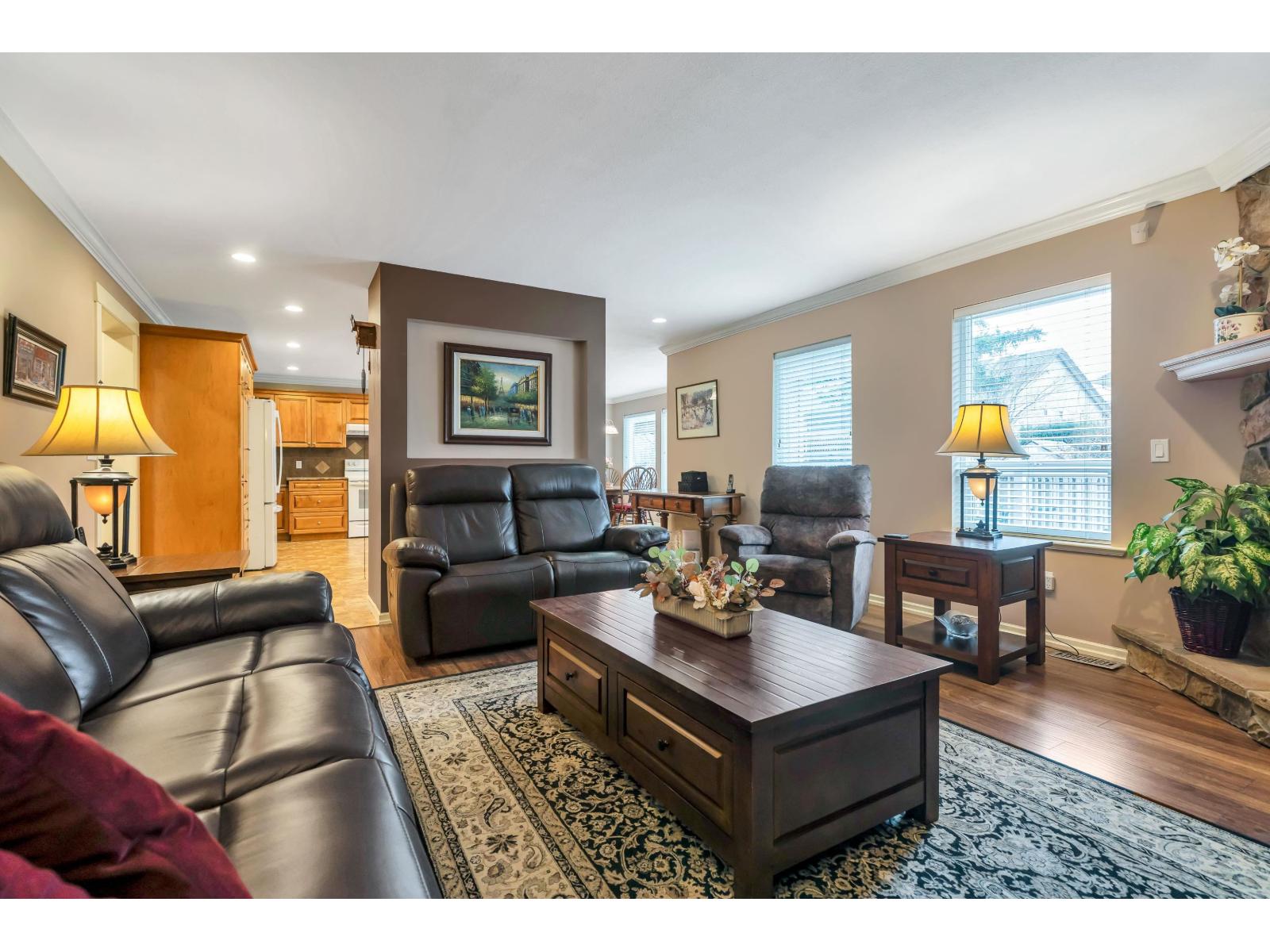 7 Bed, 4 Bath House for Sale in Abbotsford – 27932 BUFFER CRESCENT, Abbotsford – MLS# R3126746 - Image 6