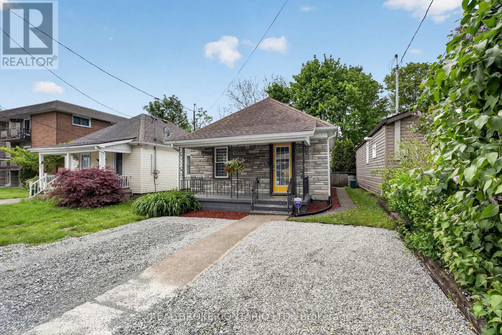 55 MERRITT STREET - 4
