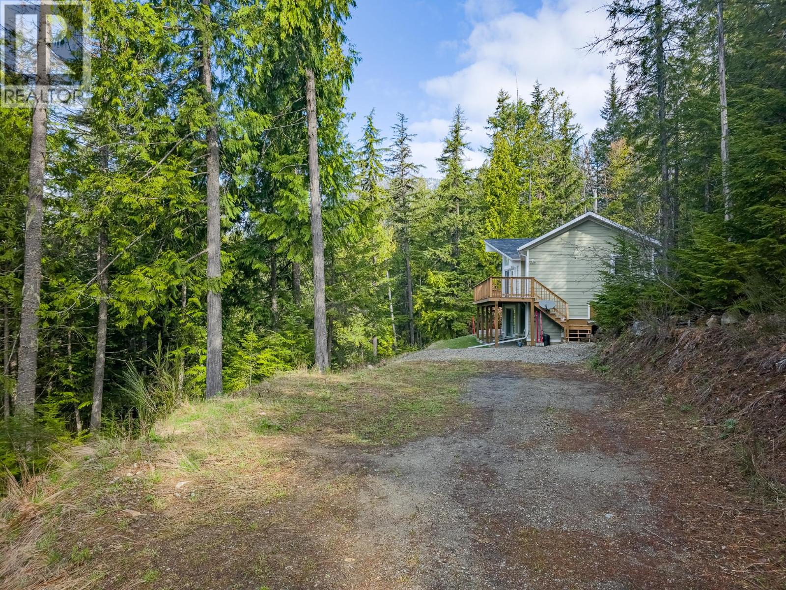 16242 Selkirk Road, Crawford Bay