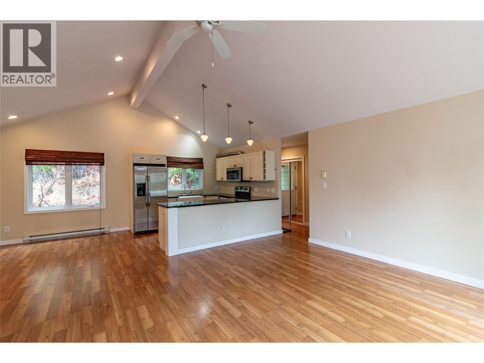 16242 Selkirk Road, Crawford Bay