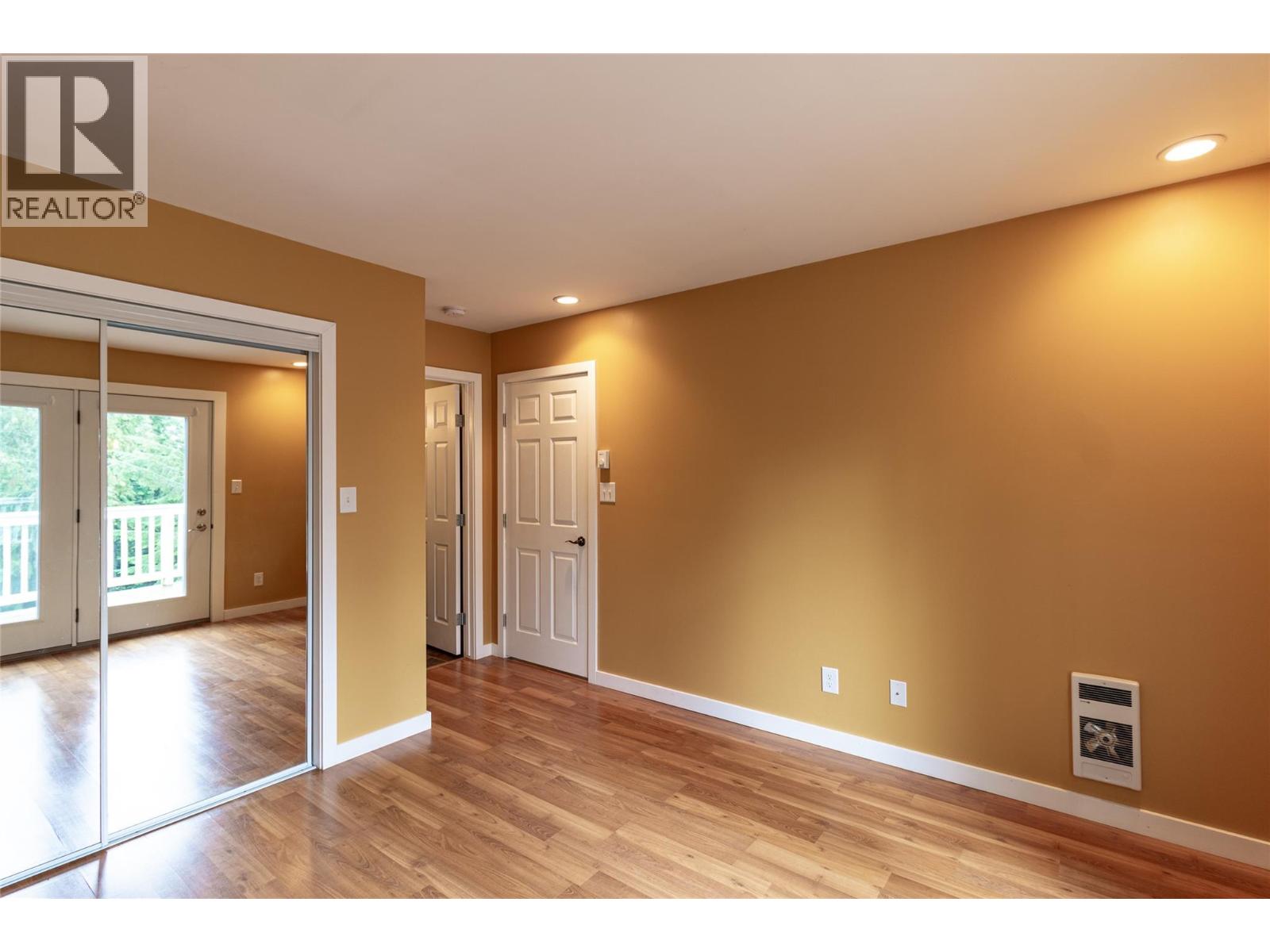 16242 Selkirk Road, Crawford Bay