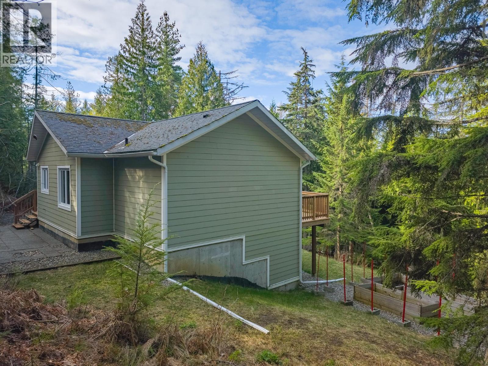 16242 Selkirk Road, Crawford Bay