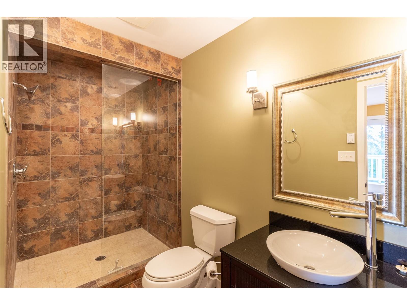 16242 Selkirk Road, Crawford Bay