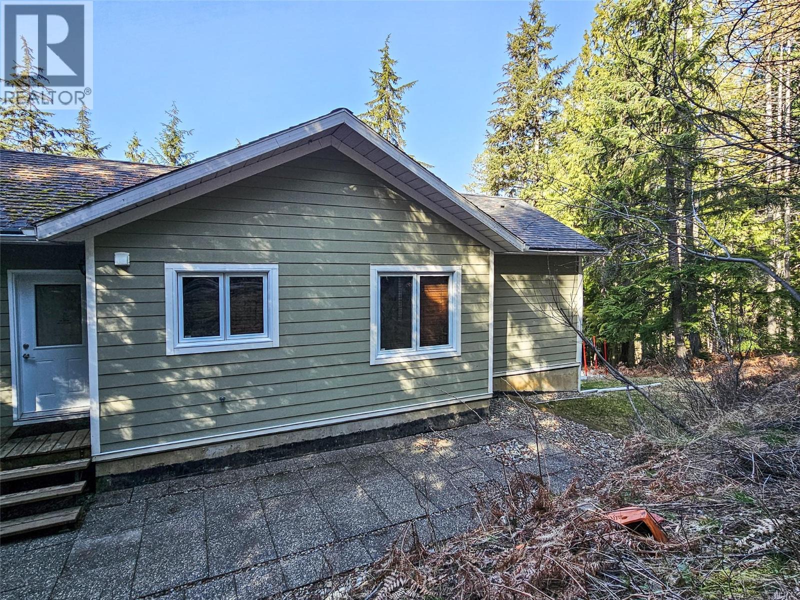 16242 Selkirk Road, Crawford Bay