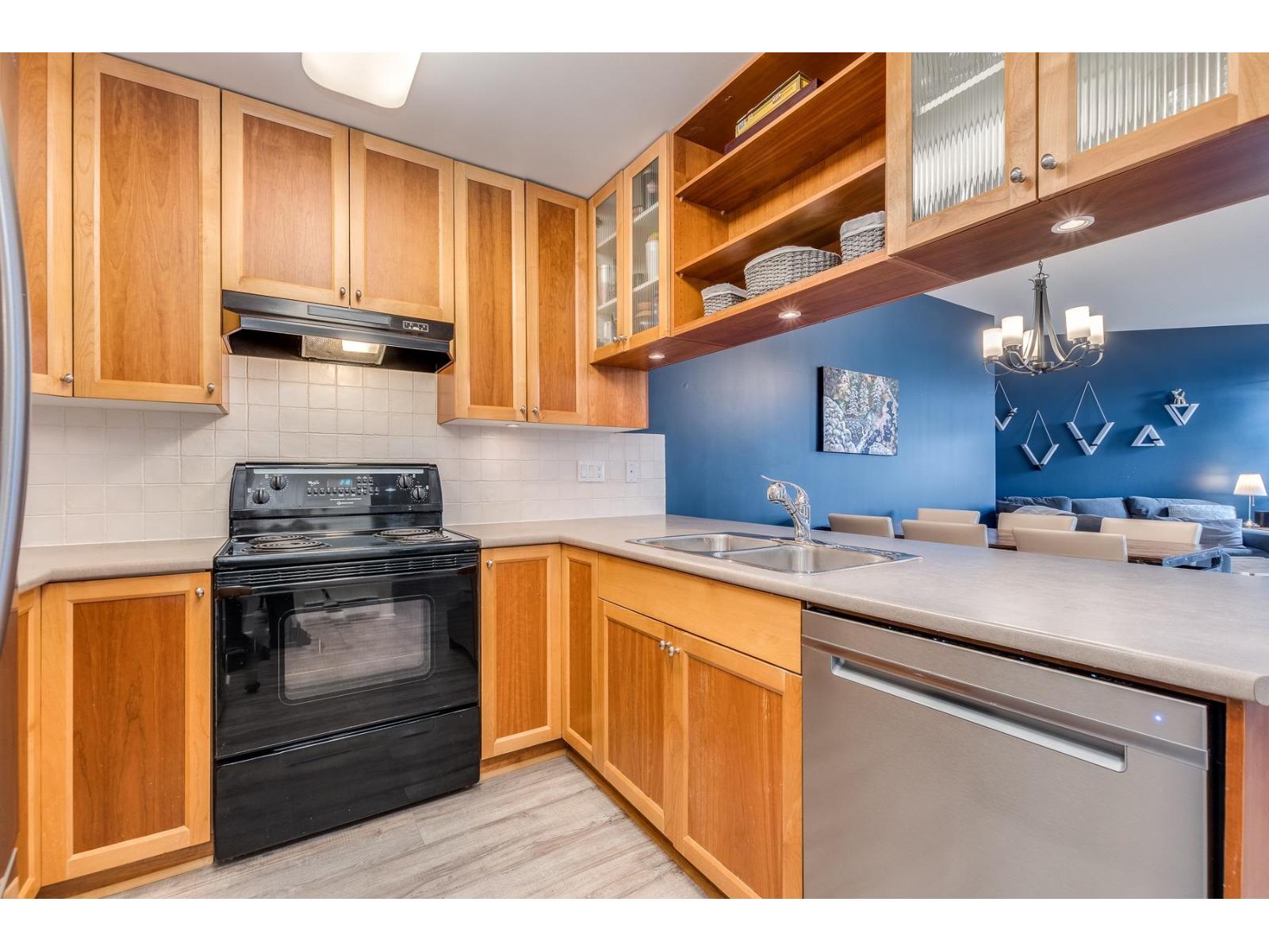 307 15368 16A AVENUE, Surrey