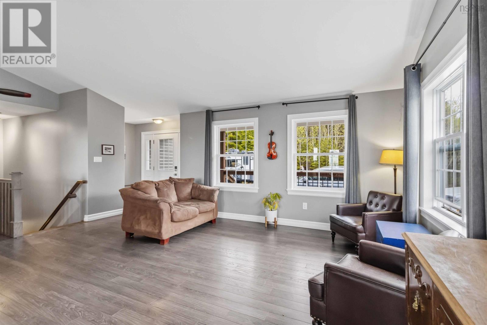 55 Old Fairbanks Road - 23