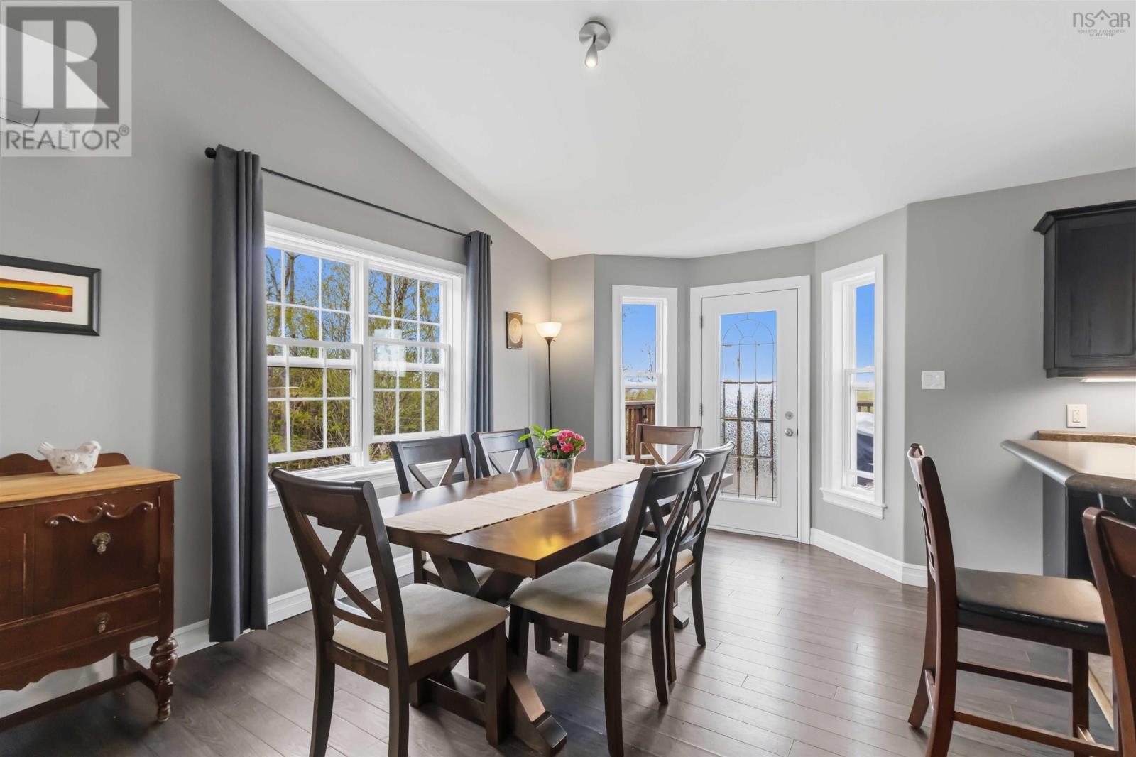 55 Old Fairbanks Road - 15