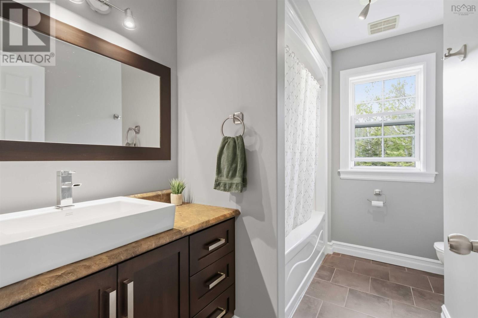 55 Old Fairbanks Road - 29