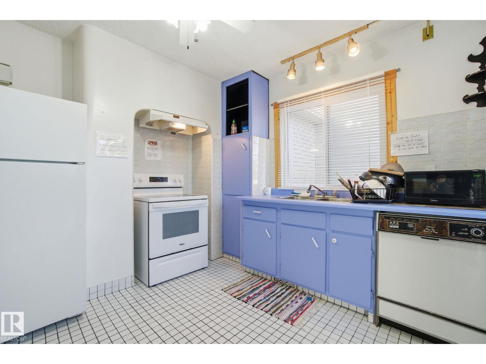 11514 92 ST NW - 11