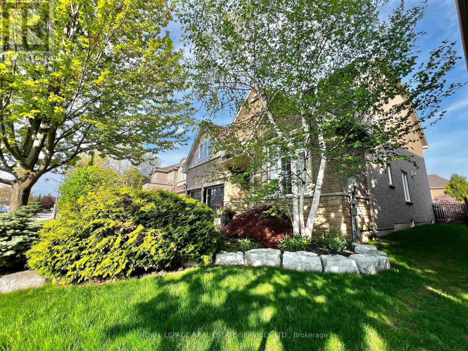 3306 Fox Run Circle, Oakville