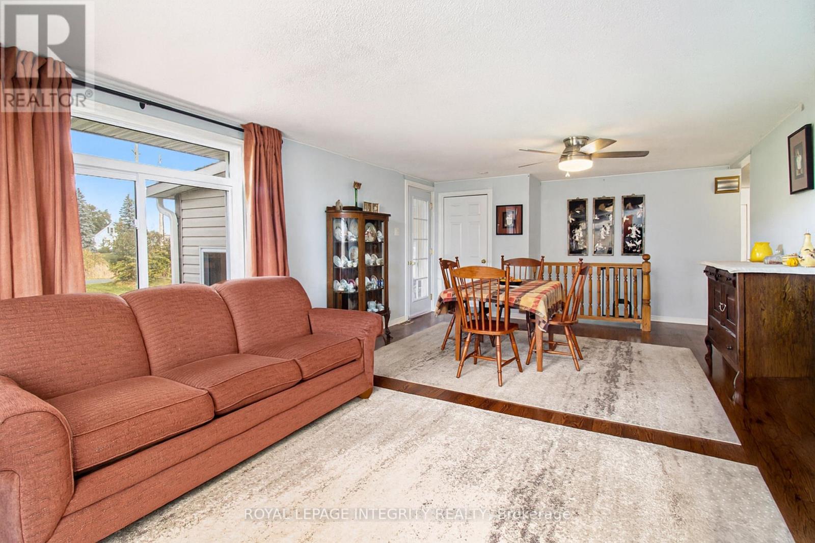 677 BOWES SIDE ROAD - 9