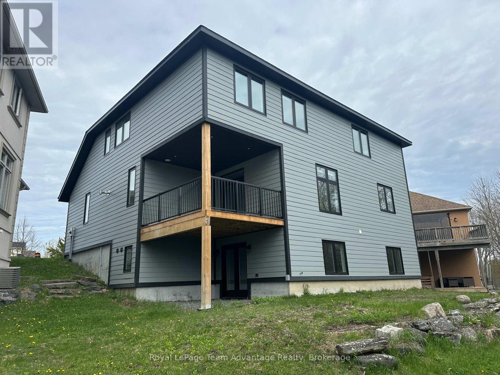 18 AVERY COURT - Image 3