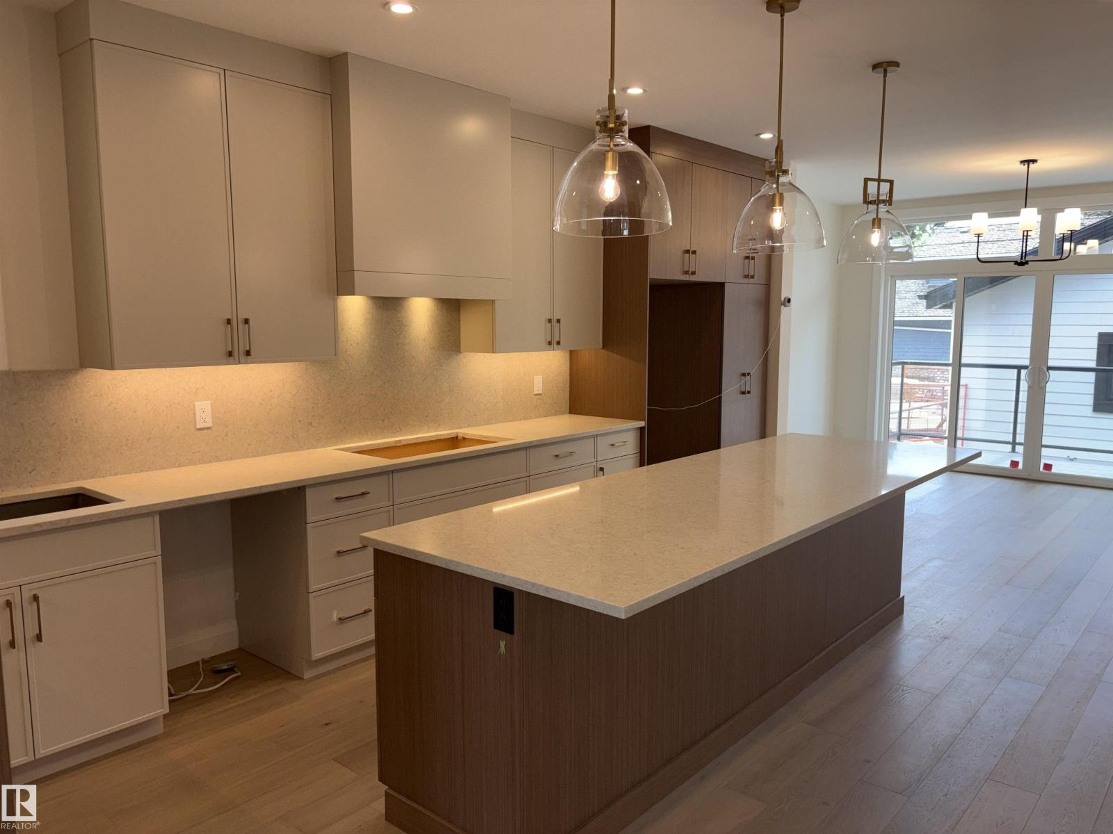 14344 92A AV NW - 3