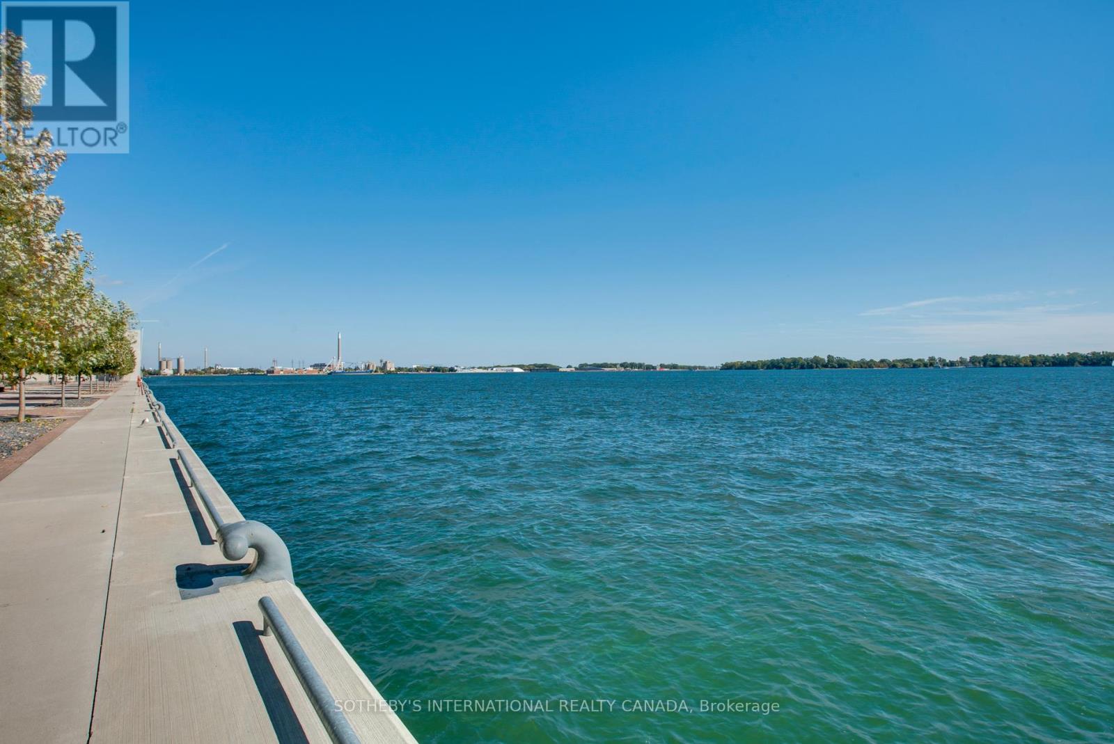 #816 39 QUEENS QUAY E - 38