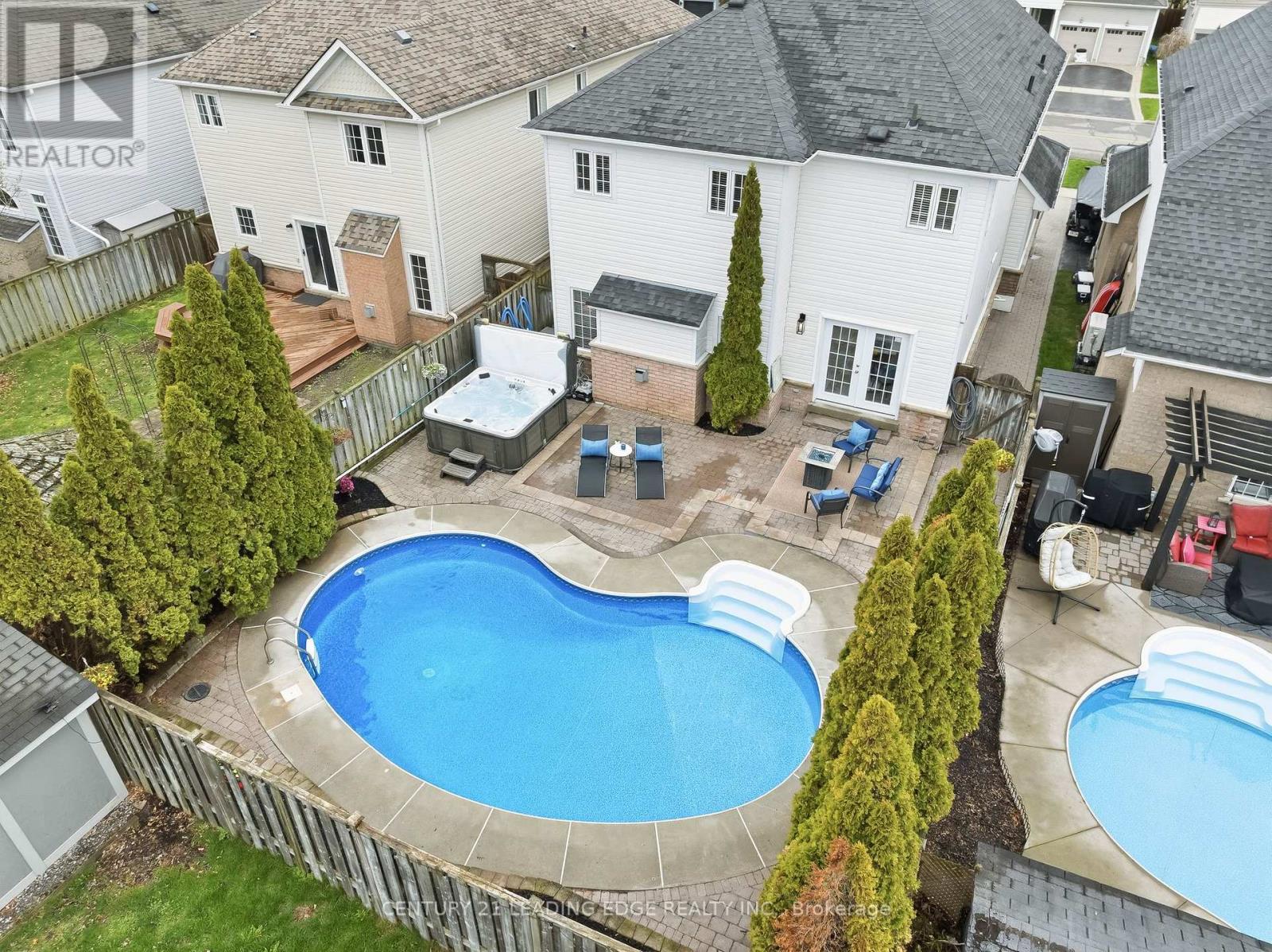 390 WHITBY SHORES GREEN WAY - 48