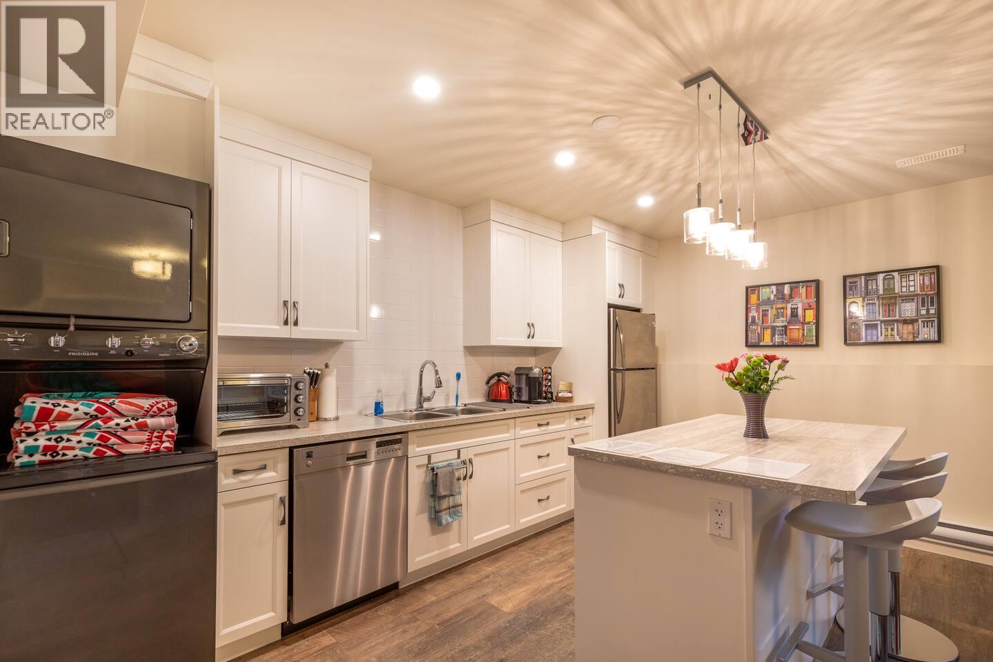 611 Morrison Avenue - 20